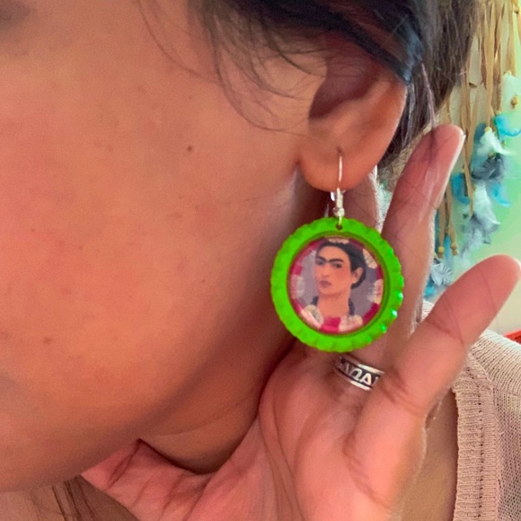 2/$20 Betty Page print handcrafted bottle Cap Earrings. - Picture 6 of 8